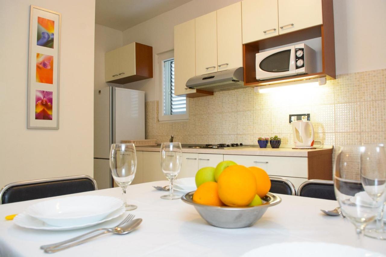 Apartments Marija - By The Sea Rogoznica  Zewnętrze zdjęcie